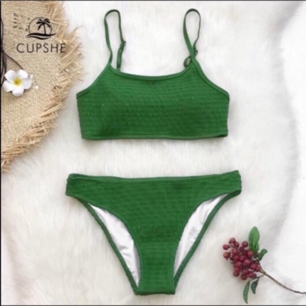 Cupshe Green Smocking Bikini Set NEW